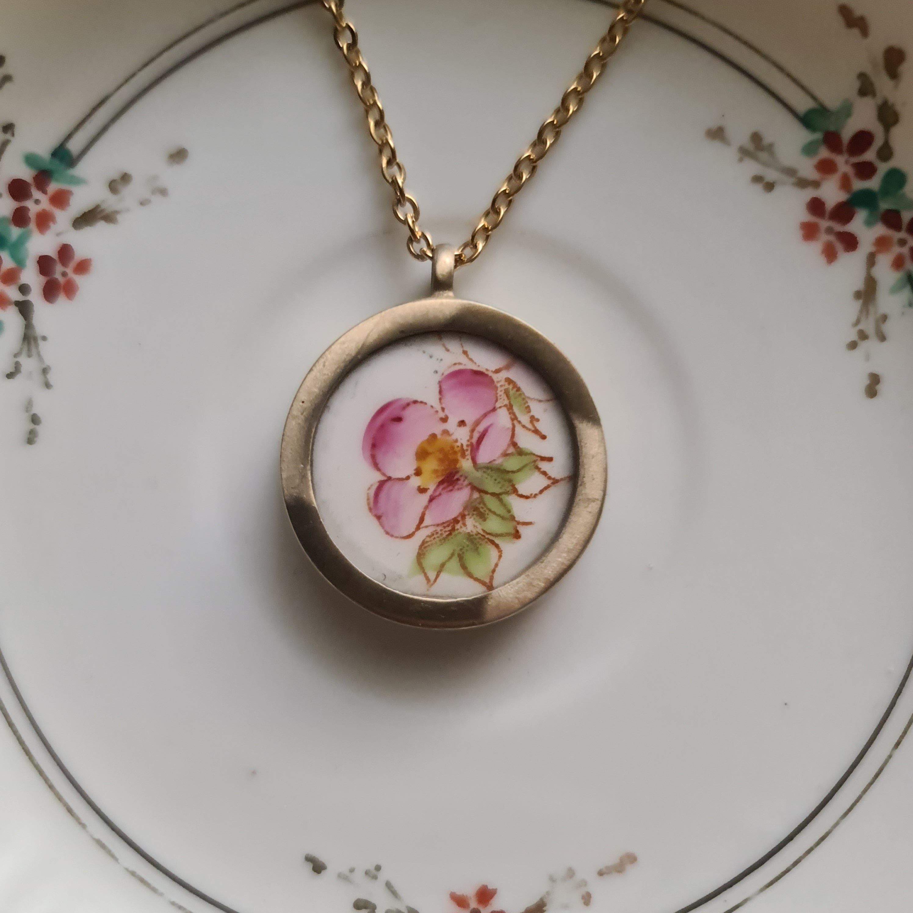 Rosa dipinta a mano francese