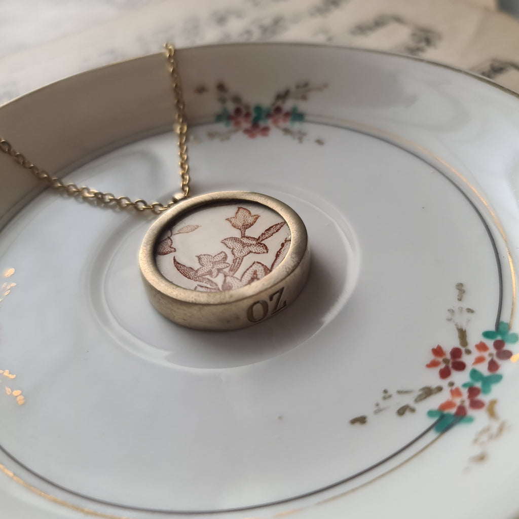 Fiore marrone francese