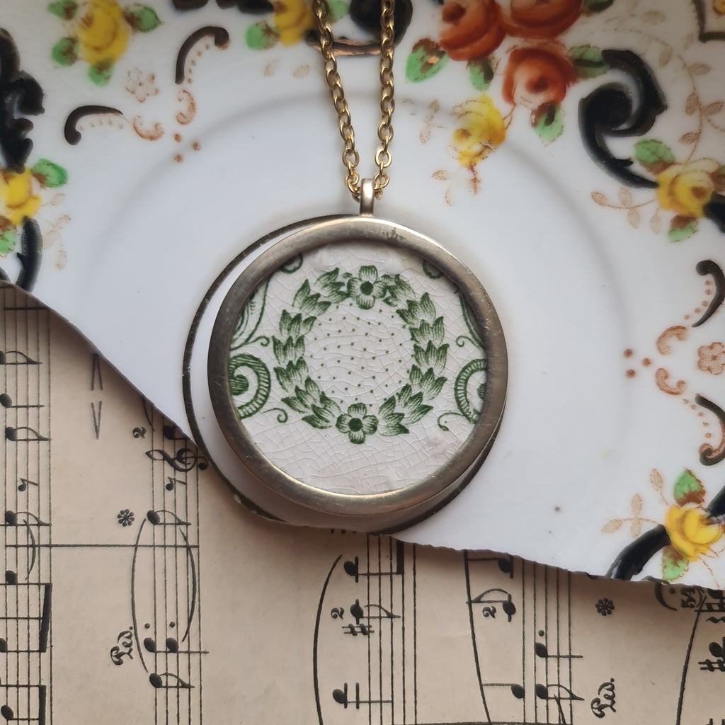 Collana media ghirlanda fiore