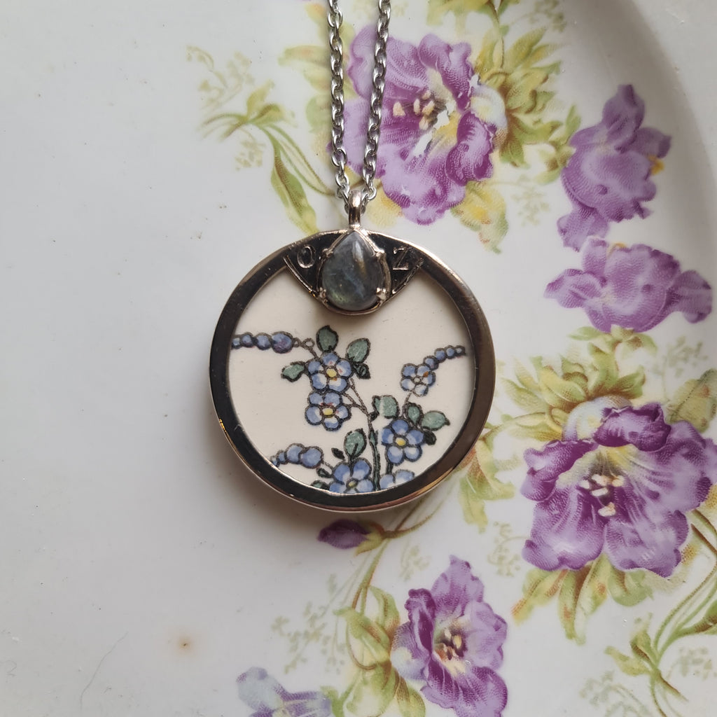 Collana preziosa fiori blu