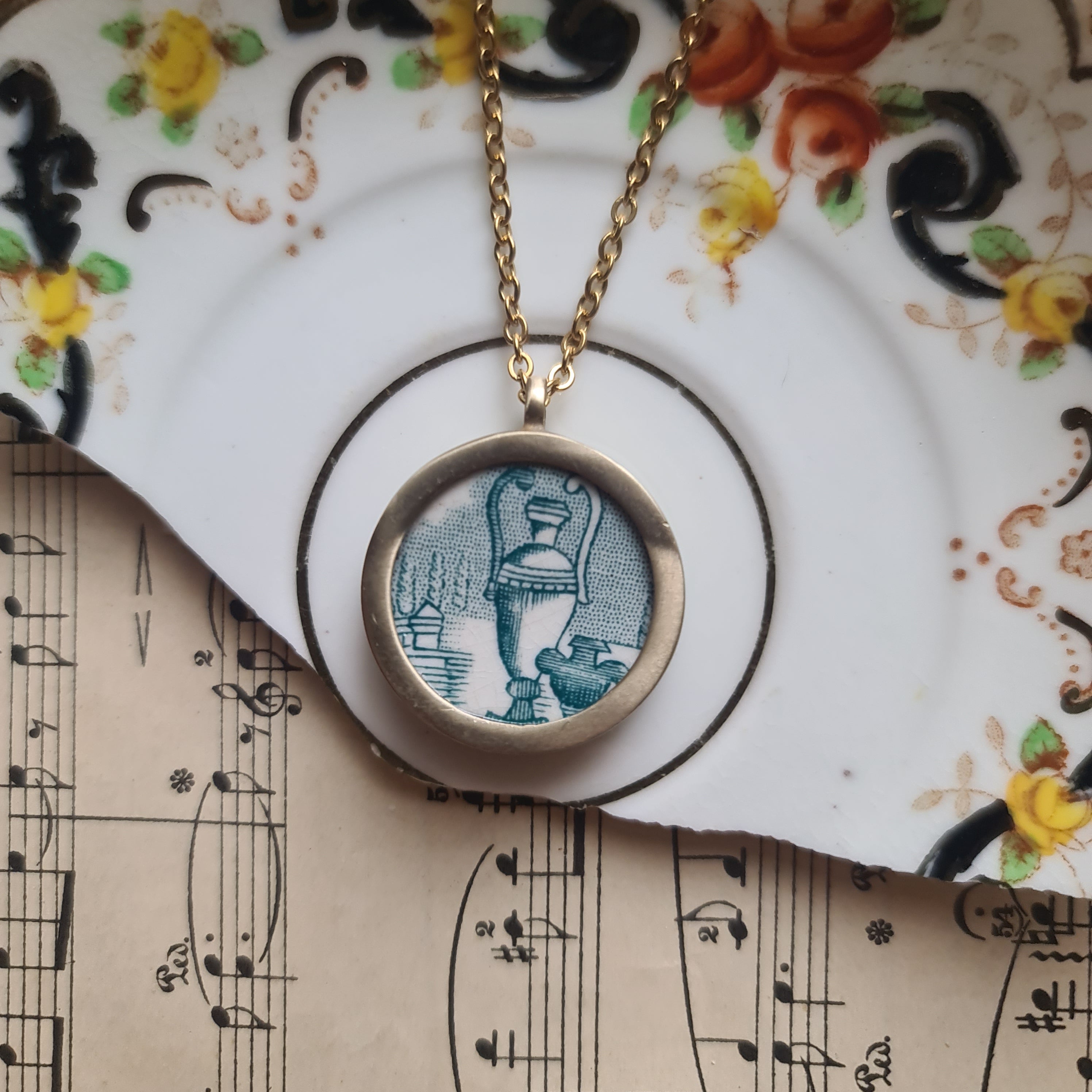 Collana piccola anfora azzurra