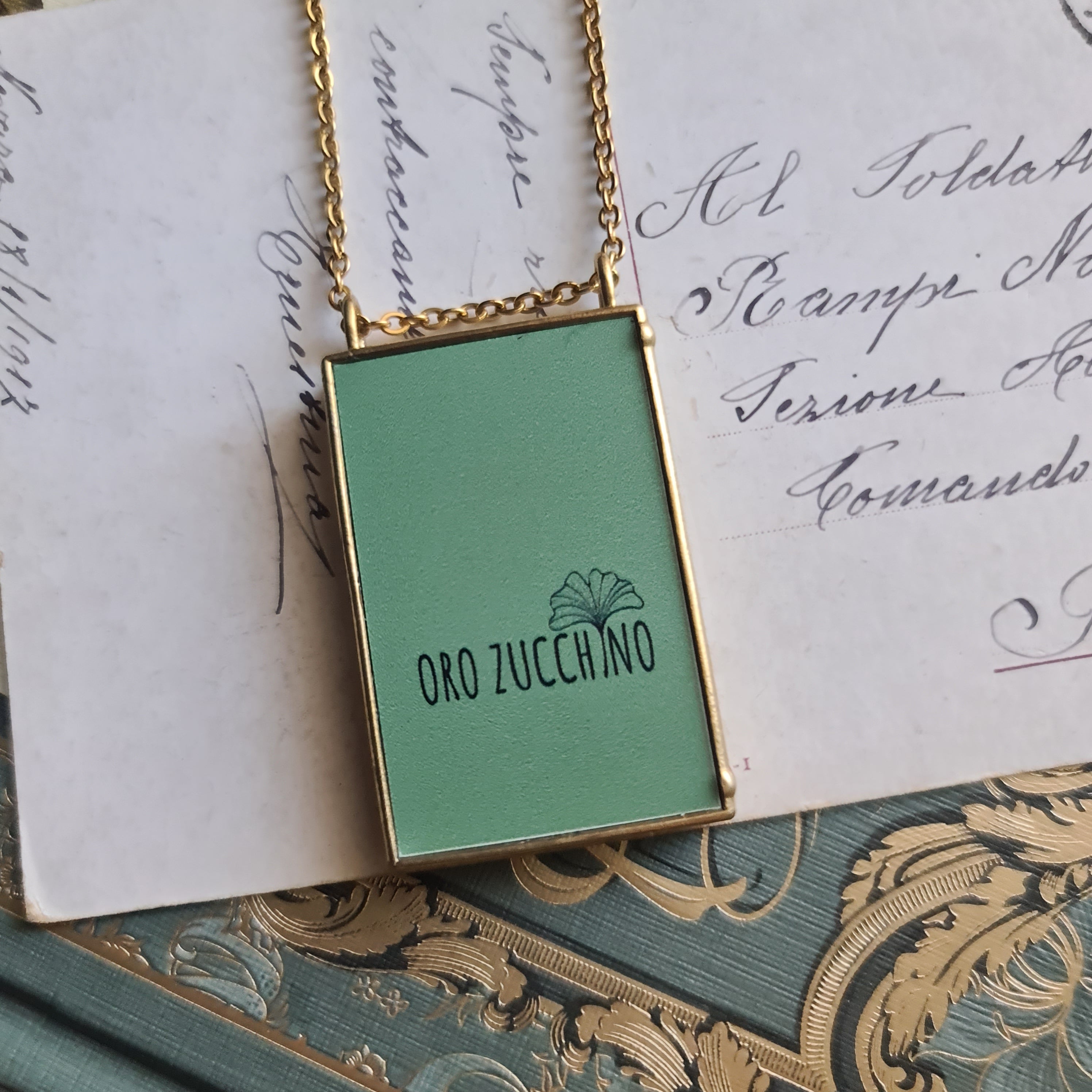 Libro "Voyages Extraordinaires, L'ile Mysterieuse"