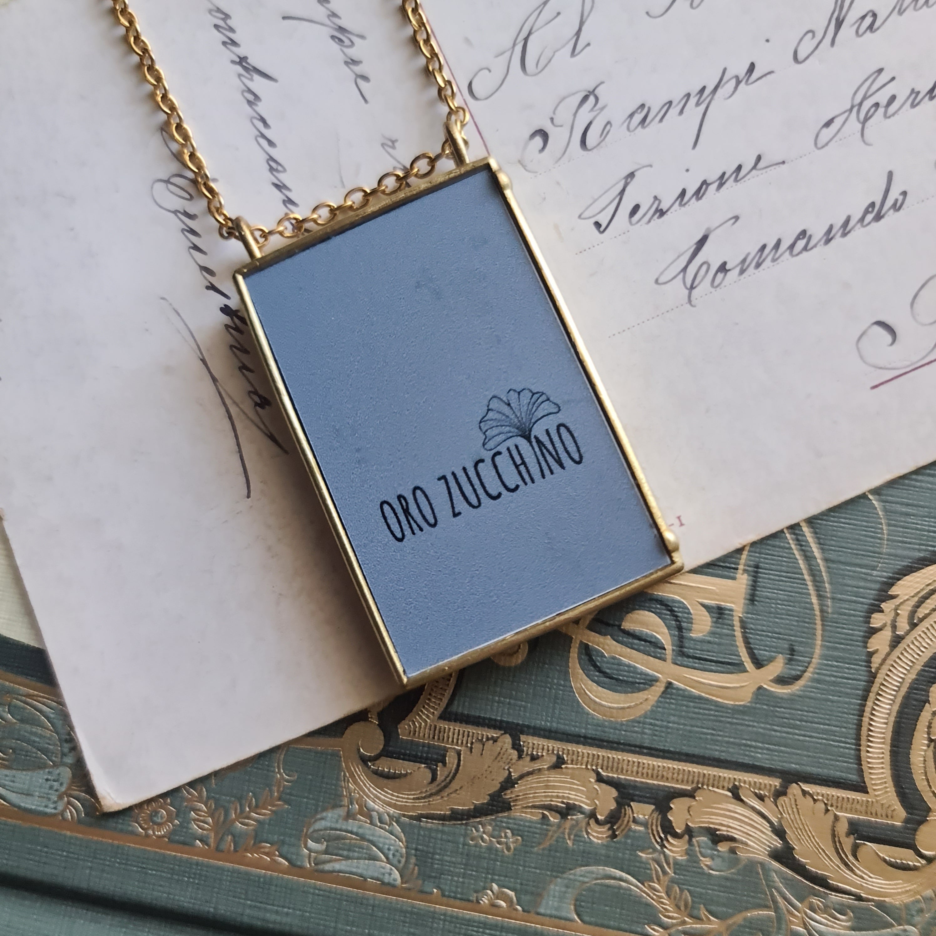 Libro "The valley of color days"