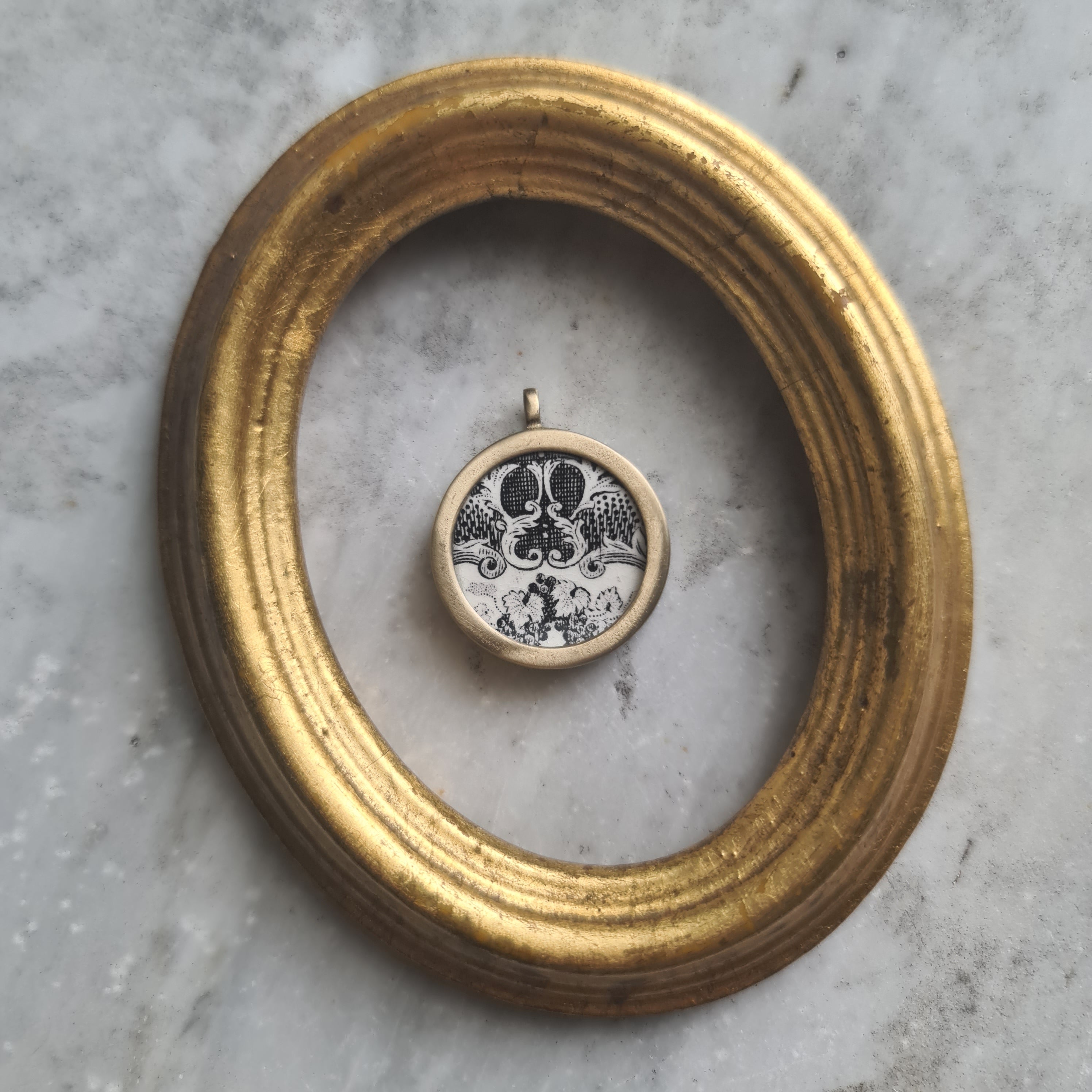 Collana piccola decoro nero