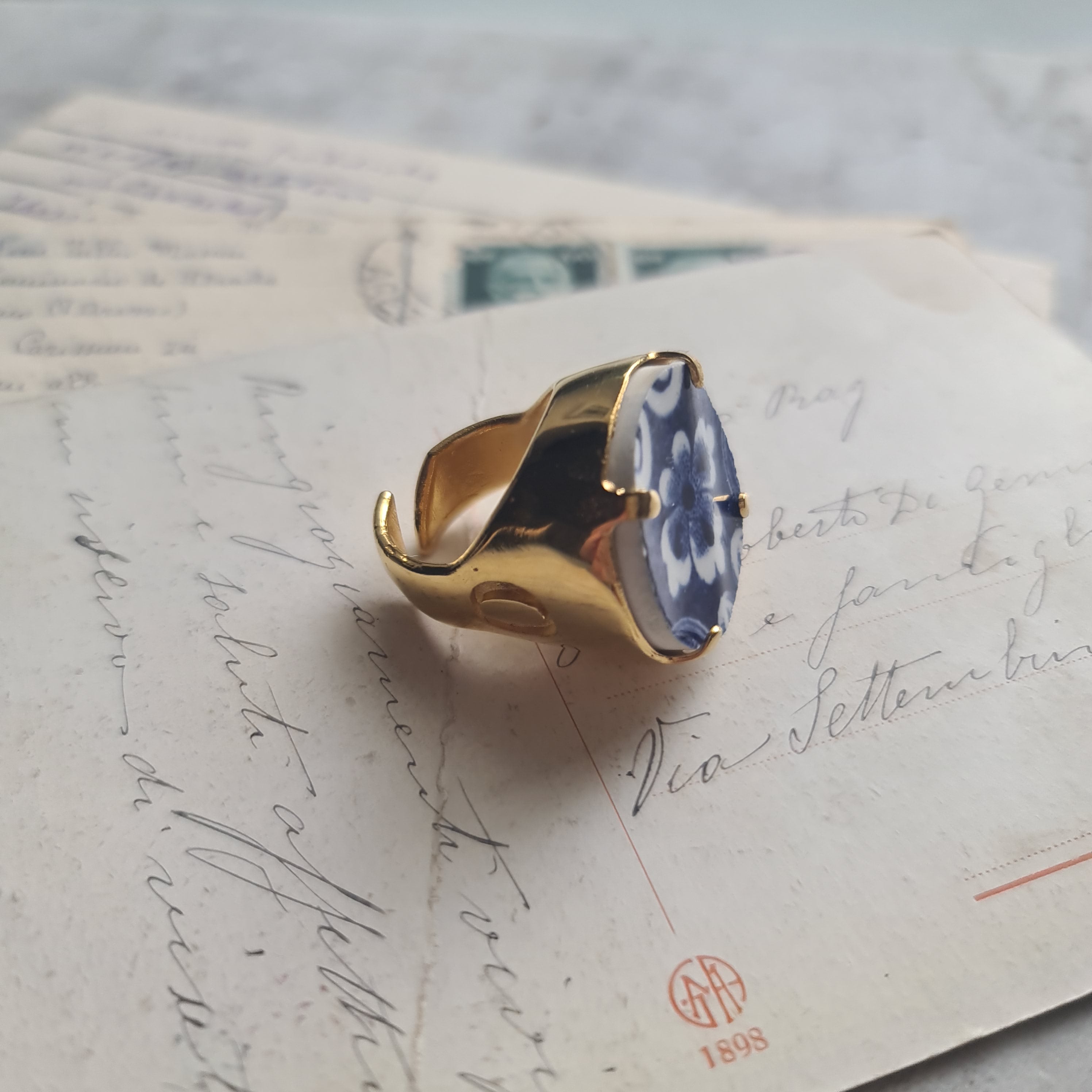 Anello quadrifoglio blu